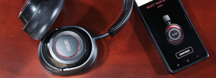 Crutchfield's Jeff Miller Goes Hands-on with Mark Levinson 5909, the company's first-ever wireless noise-canceling headphones