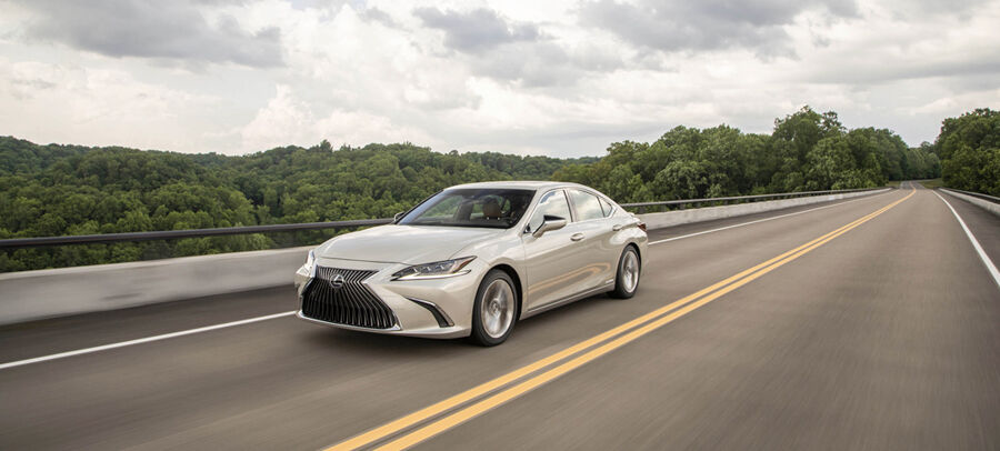 Automoblog:  With its 1,800 watts of symphony- blasting power, the world seems like a much nicer place as you drive along. The Mark Levinson system is one of the best-sounding of any luxury car today.