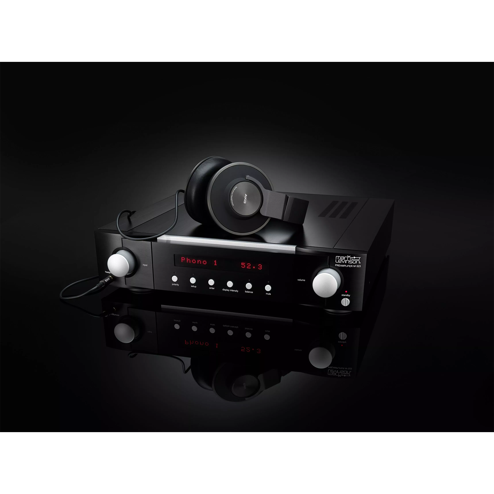 № 523 - Black - Dual-Monaural Preamplifier for Analog Sources - Detailshot 8